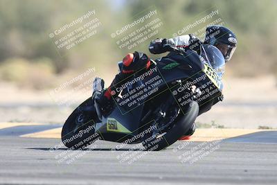 media/Nov-01-2025-CVMA (Sat) [[fc0f7531b8]]/Race 4-500-400-350 Supersport/